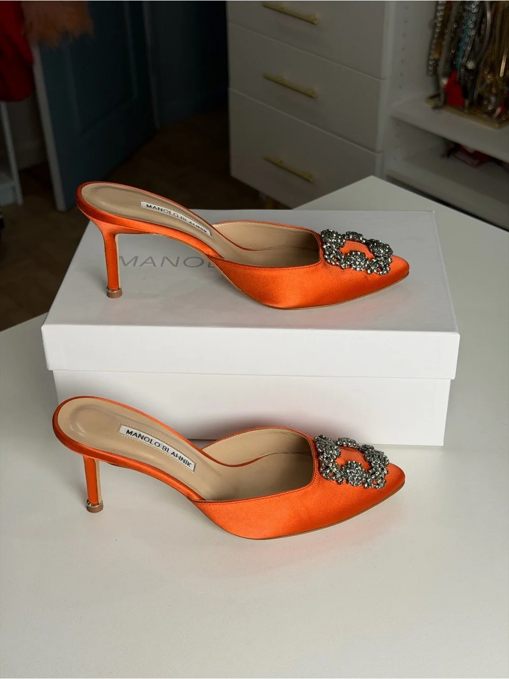 Manolo Blahnik Orange Hangisimu Satin Crystal-Embellished Mules - Picture 3 of 3